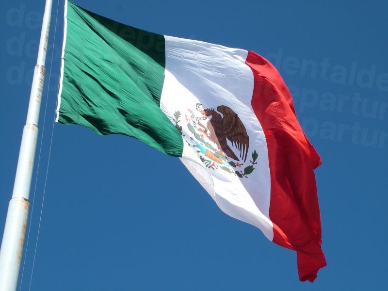 dd_201710302115_mexico_flag.jpg
