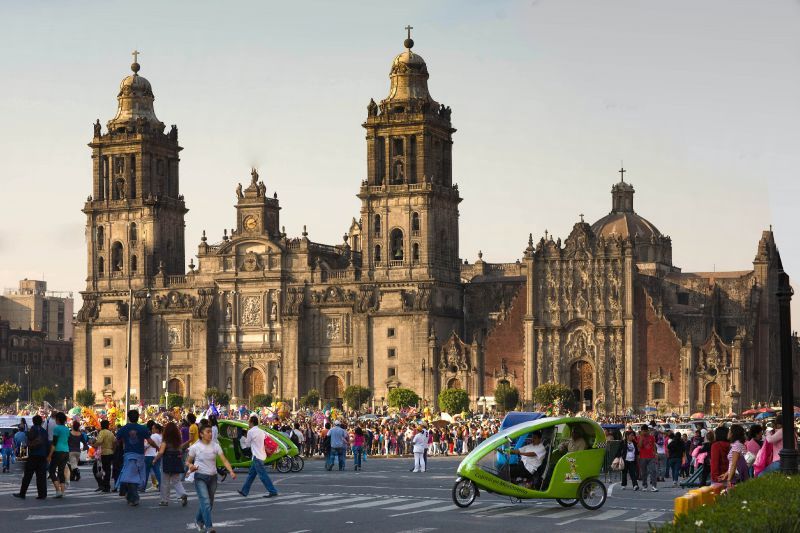 Packed_Zocalo
