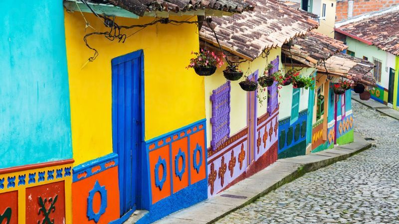 dd_201708231834_colombia_colorful.jpg