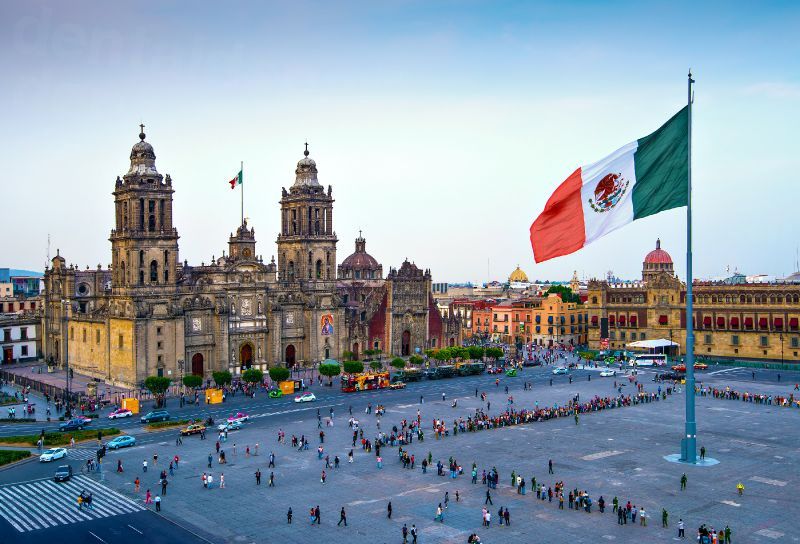 dd_201711071745_metropolitan-cathedral-zocalo-mexico-city.jpg