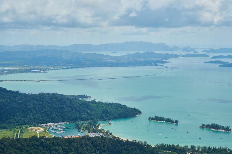 md_201808091728_philippines_plane_view.jpg